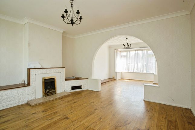 6, Heol Y Gaer, Cardiff photo 4