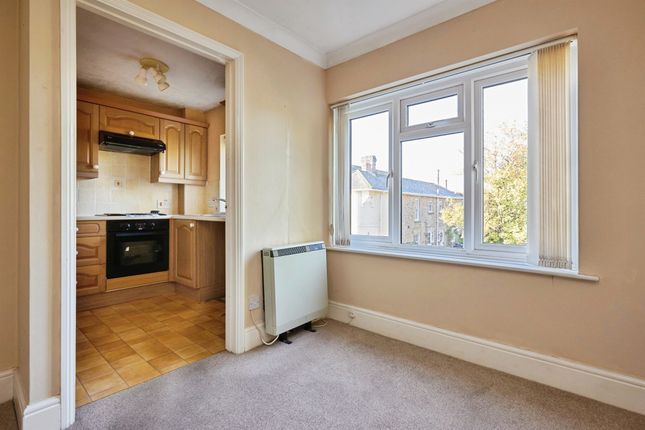 12, Milford Court, Gillingham photo 4