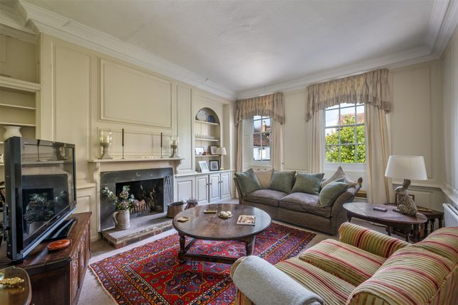 Drawing Room (2).Jpg