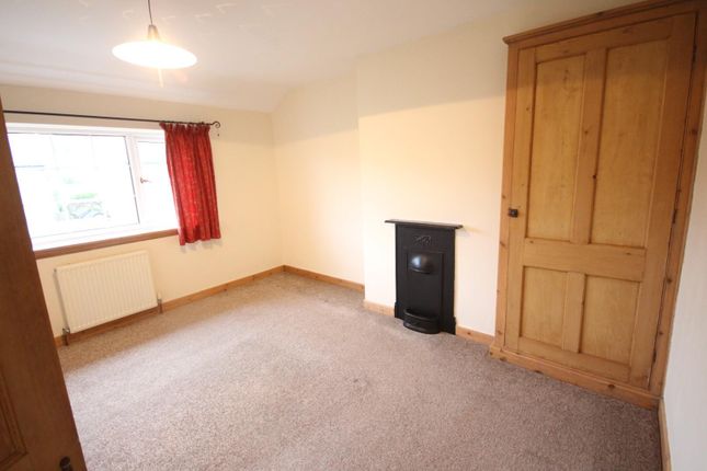 End terrace house to rent in Manor Crescent, Pool In Wharfedale, Otley