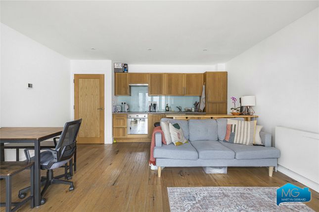 Terraced house to rent in Dairy Mews, East Finchley, London