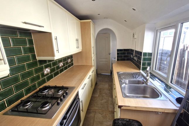 40, St. Albans Road, Dartford photo 4