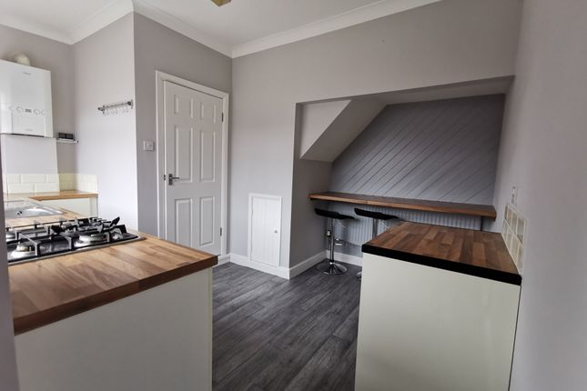 27, Oban Avenue, Hull photo 4