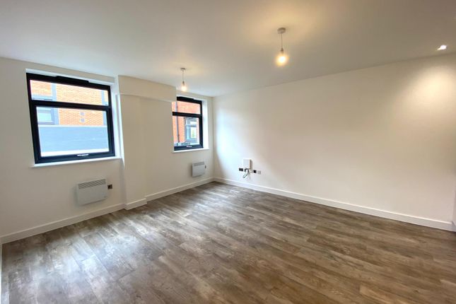 Apt 212, Birmingham photo 2