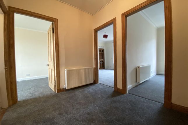 Flat to rent in Ballantine Place, Perth