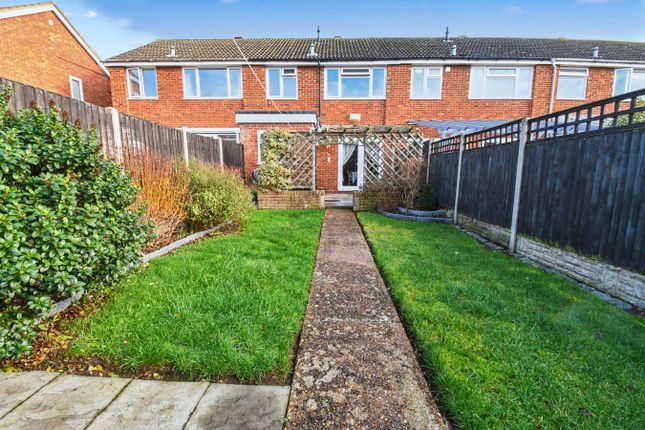 92, Mepham Road, Bedford photo 3