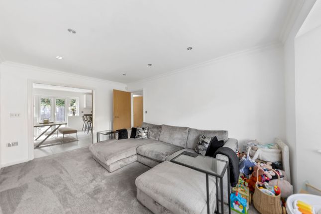 159 Rylands Drive, Warrington photo 3