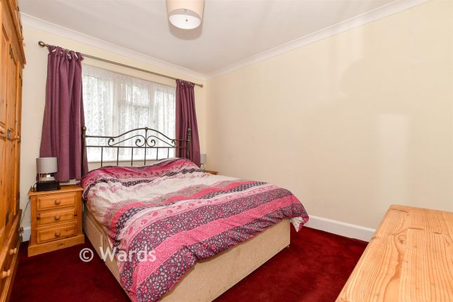 1, Twiss Grove, Hythe photo 4