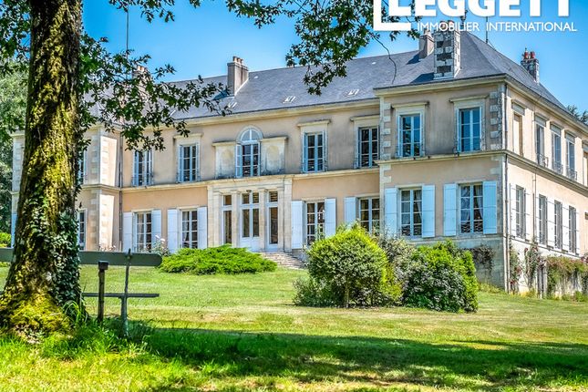 Thumbnail Ch&acirc;teau for sale in Jazeneuil, Vienne, Nouvelle-Aquitaine