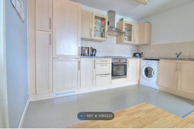 Apartment, Sobraon Heights Cambrai Close, Lincoln photo 3