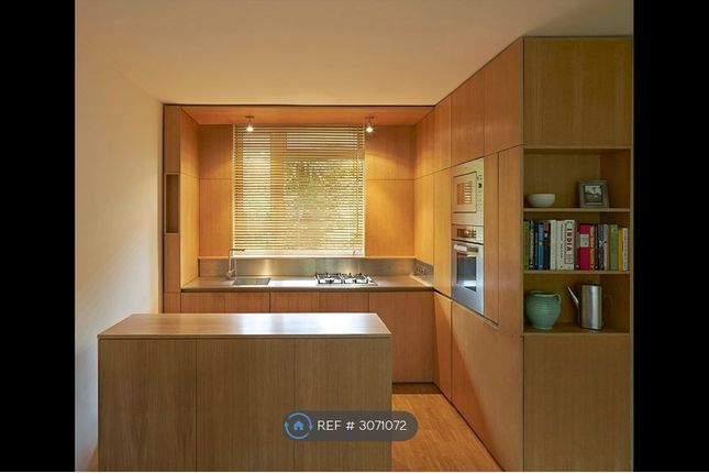 Flat, Kendal House Collier Street, London photo 2