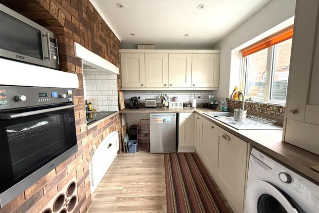 104, St. Michaels Road, Rugeley photo 3
