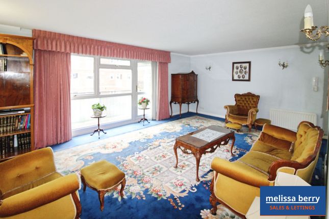 10, Sommerville Court, Salford photo 4