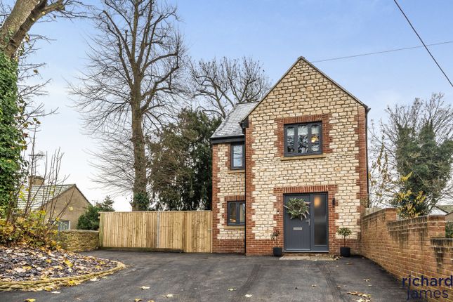 Detached house for sale in Cricklade Road, Highworth, Swindon, Wiltshire SN6