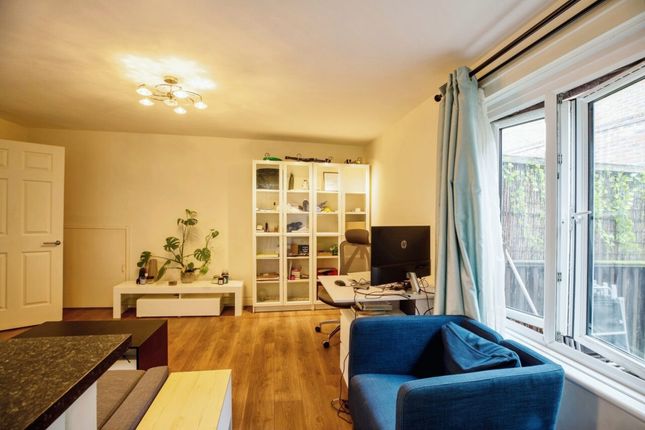 67, Raymouth Road, London photo 3