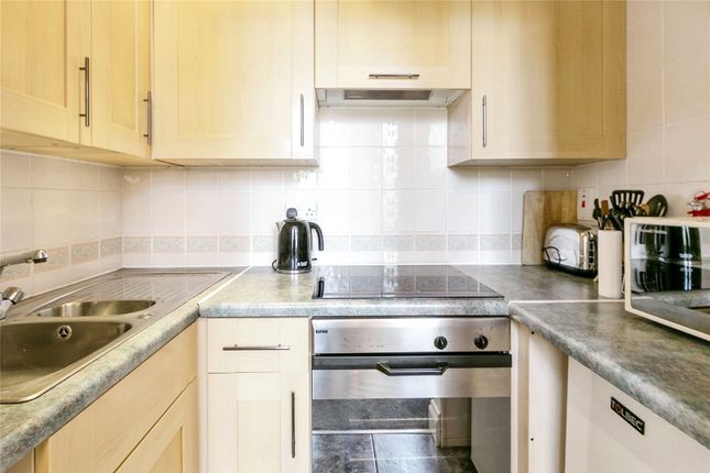Flat 25, Bournemouth photo 5