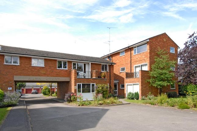 1 bed property for rent in Alma Court, Wokingham RG41