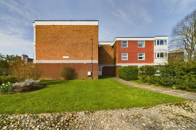 Flat for sale in Somerstown, Chichester