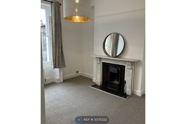 A Glenton Road, London photo 2