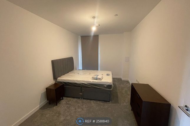 Flat, Gallions Road, London photo 5