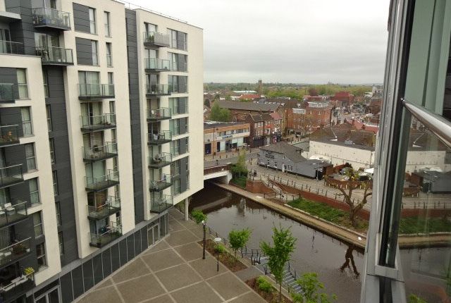 Flat for sale in Station Approach, Hayes