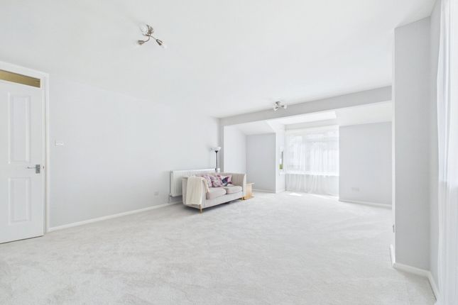 12, Two Acre Close, Paignton photo 3