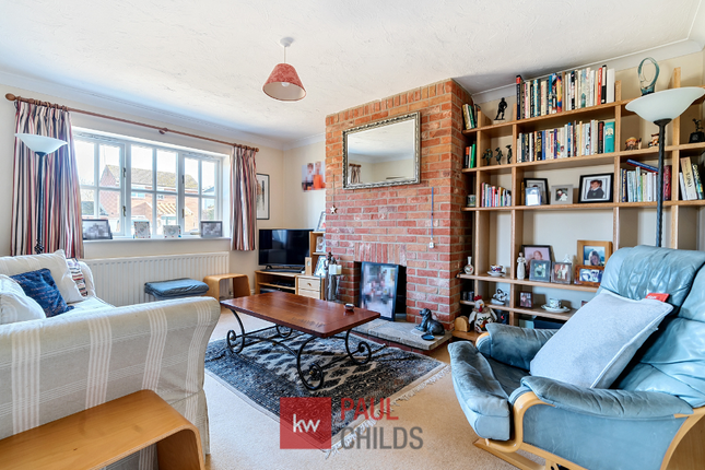 Detached house for sale in Whitehouse Road, Reading, Berkshire