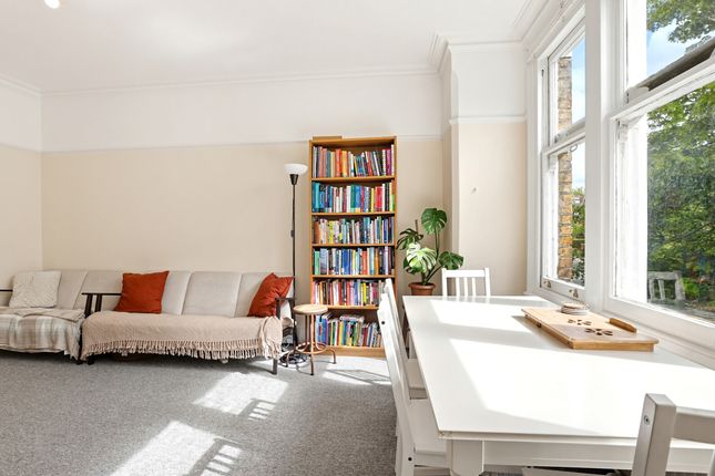 7 Kings Avenue, Ealing photo 4