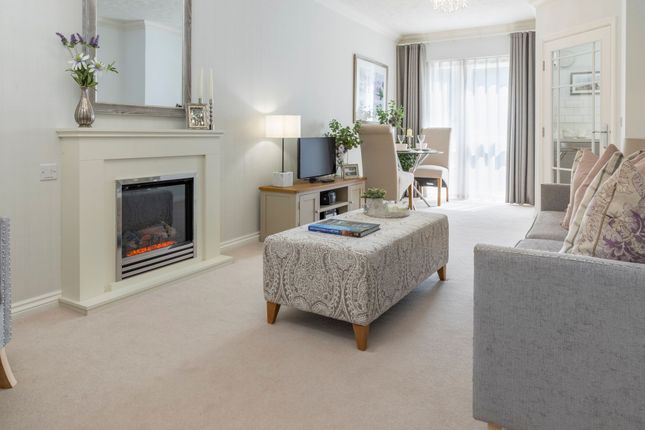 Apt 56, Lewis Carroll Lodge, St Margaret's Road, Cheltenham photo 2