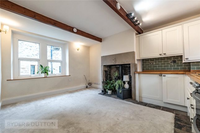 18, Skircoat Green, West Yorkshire photo 4