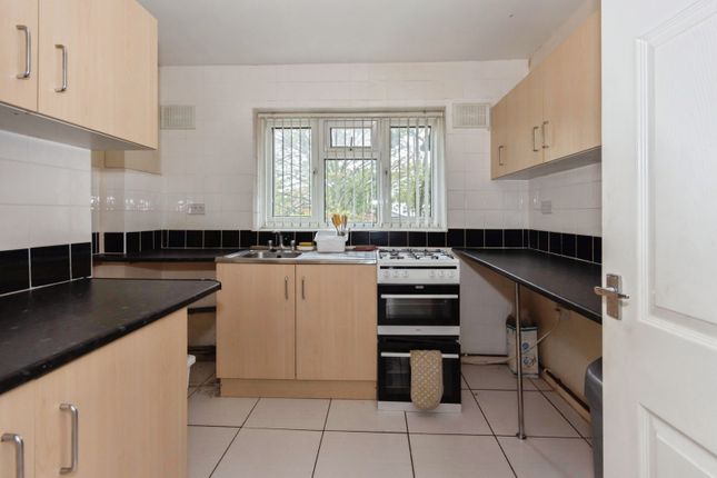 Fernley Road, West Midlands photo 3