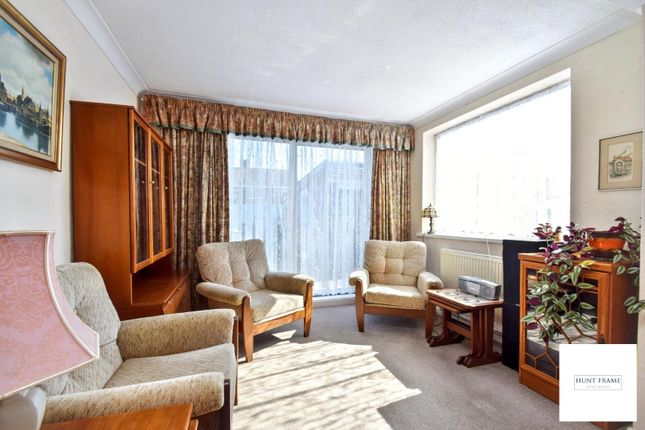 27, Princes Road, Eastbourne photo 3
