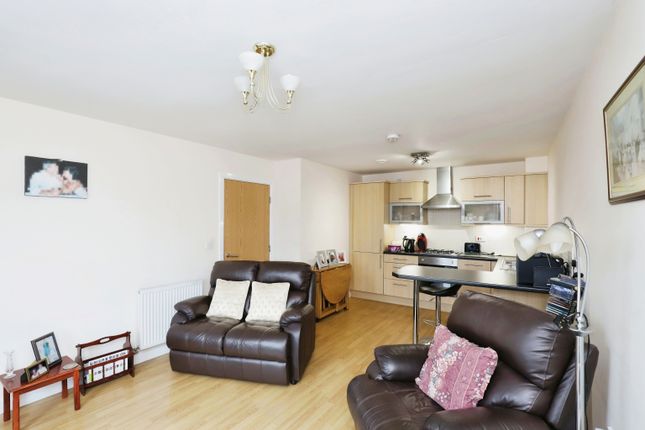 Flat for sale in Middlewood Road, Sheffield, South Yorkshire
