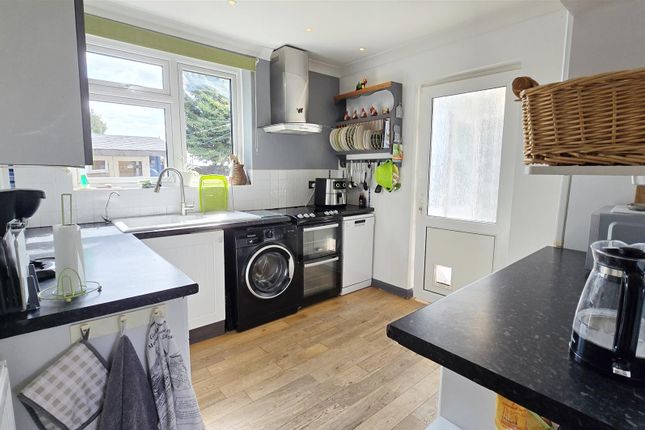 15, Chalk Lane, Sutton Bridge Spalding photo 2