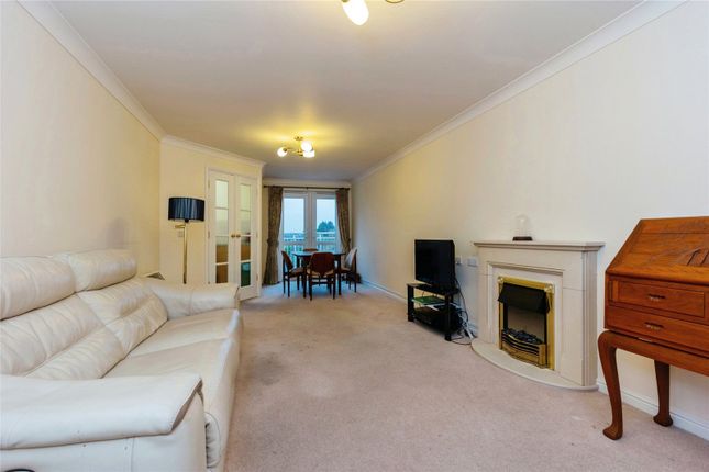 Flat 69, Woodgrove Court,, Peter Street, Stockport photo 3