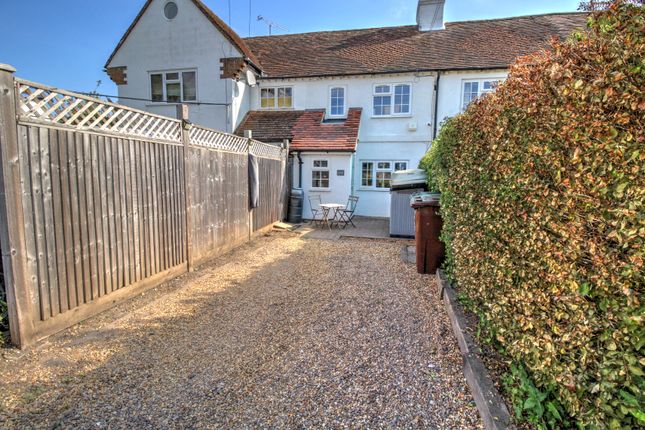 The Old Cottage, Bailes Lane, Guildford photo 2