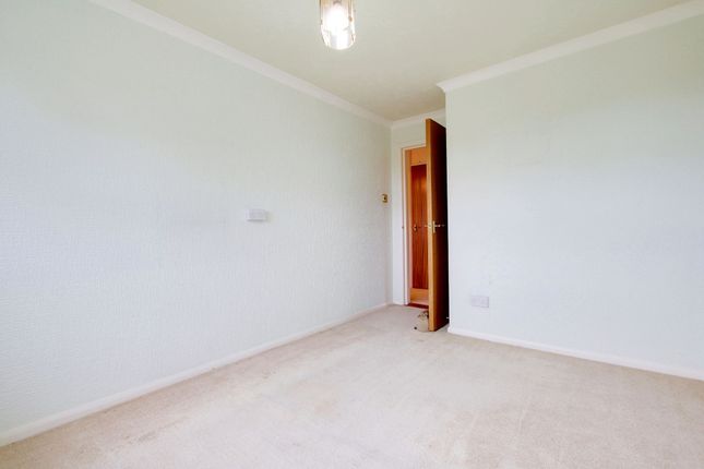 Flat for sale in Carisbrooke Road, Leicester