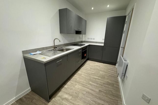 Flat 16, Waterside Place, Taunton photo 2