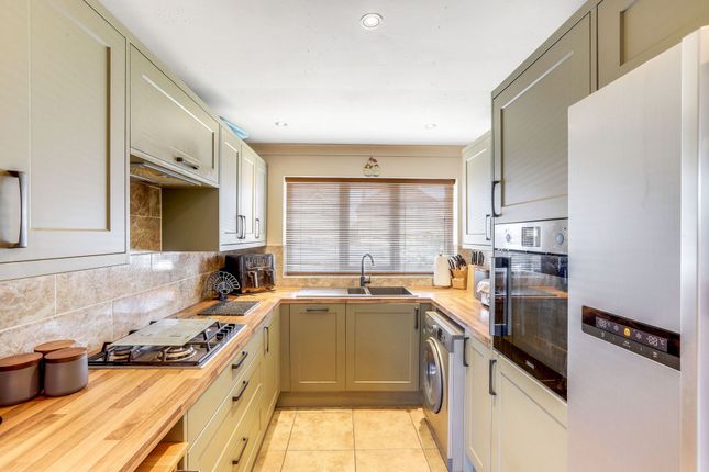 14 Ivy Grove, Nottingham photo 4