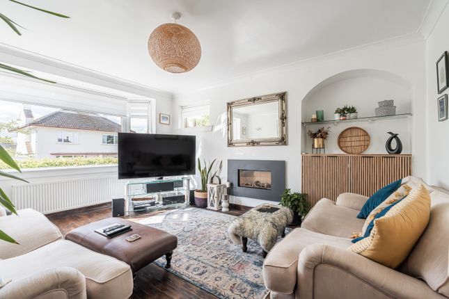 33, Cammo Grove, Edinburgh photo 2