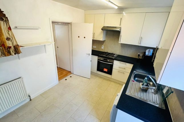Francis Road, 65, Harrow, London photo 2