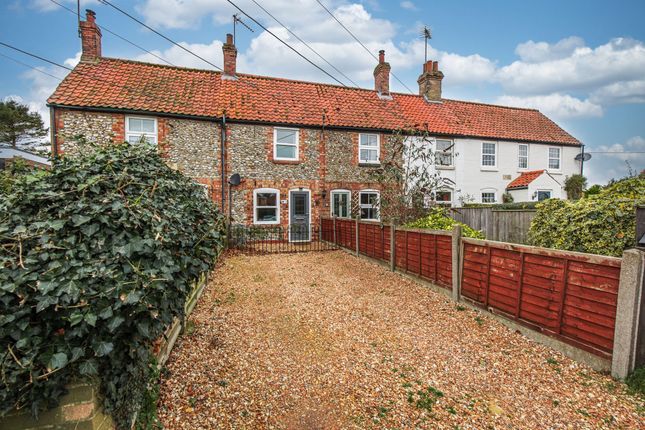 2-bed house on 2, Railway Cottages, Station Road, King's Lynn, £235,000