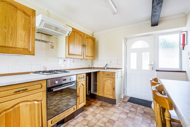 Thumbnail Bungalow to rent in Paganhill, Stroud, Gloucestershire