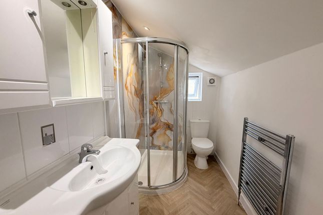 Flat 5, 19 Egerton Crescent, Manchester photo 4