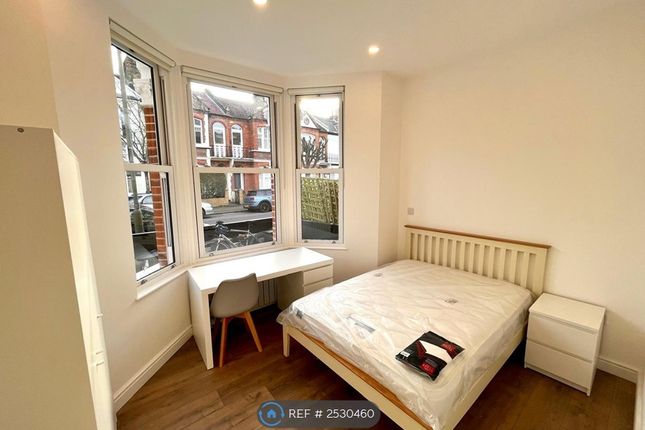 Ensuite Bedroom With High Ceilings