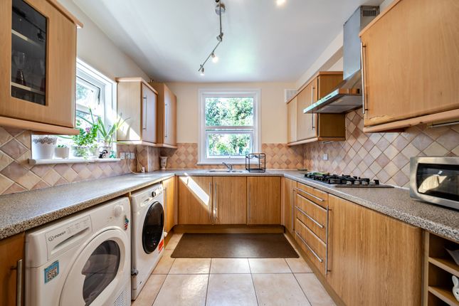97, Brookdale Road, London photo 4