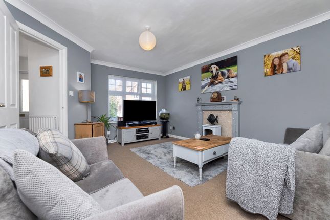 27, Sumerling Way, Huntingdon photo 4