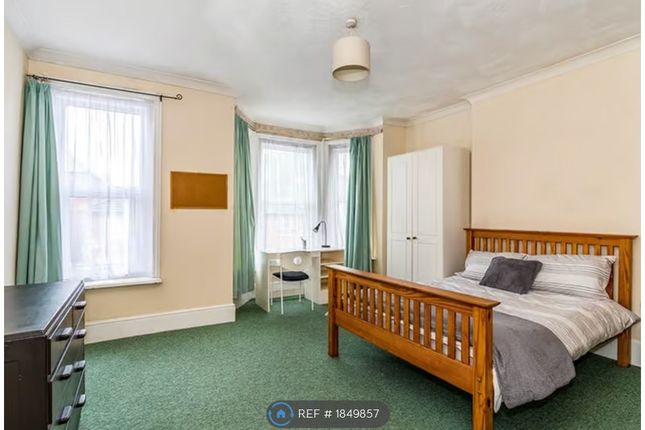 Room to rent in Cedar Road, Southampton