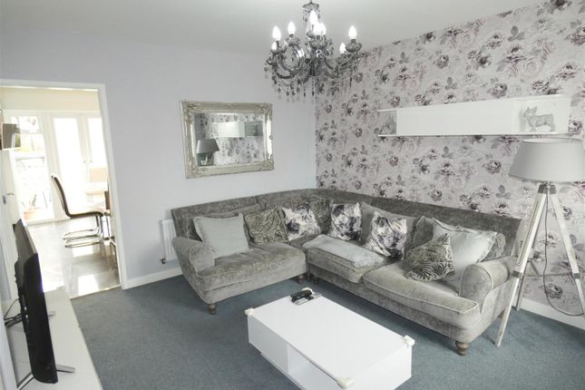 17, Higher Croft Drive, Crewe photo 3