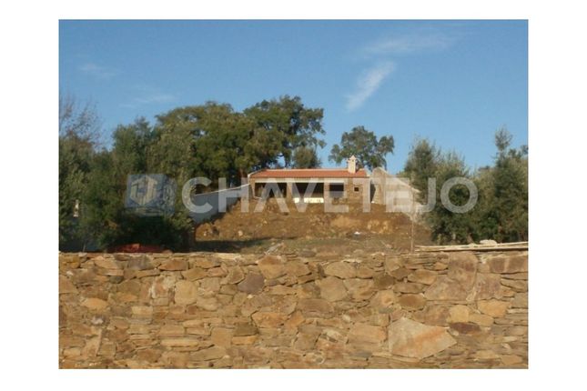 Thumbnail Land for sale in Outeiro Do Forno, Serra E Junceira, Tomar